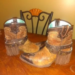 SOLD Corral fringe boots 9